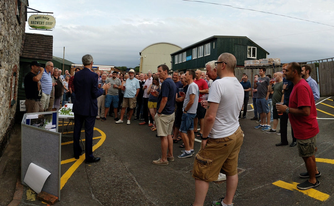 Perfect evening for a TEA Club tasting of Utopia – Hogs Back Brewery
