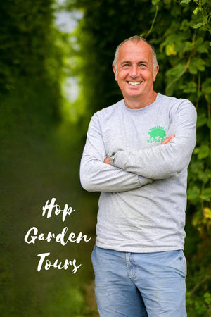 Hop Garden Tour guide in the hop garden - Hop Garden Tour - Hogs Back Brewery